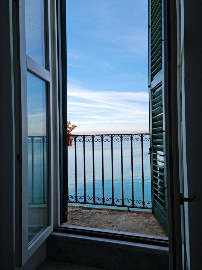 Апартаменты La Finestra Sul Mare Di Alfeo Сиракузы Экстерьер фото